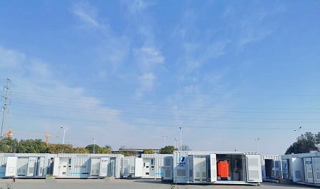 龙8国际储能：以优质服务和品质 保障用户需求 助力双碳目标