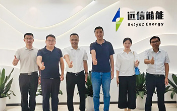 肇庆市政府副秘书长梁光挺考察深圳龙8国际